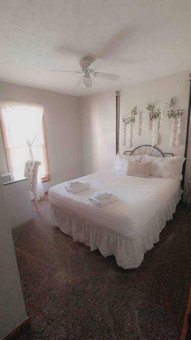 B1 Guest House Hope Mills Ngoại thất bức ảnh