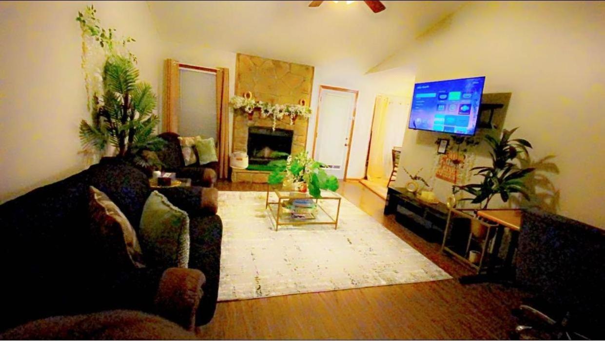 B1 Guest House Hope Mills Ngoại thất bức ảnh